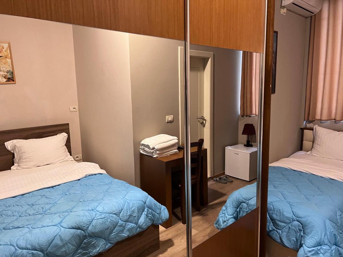 Bobi Hotel Shkoder Luaran gambar
