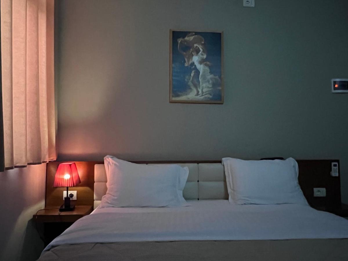 Bobi Hotel Shkoder Luaran gambar