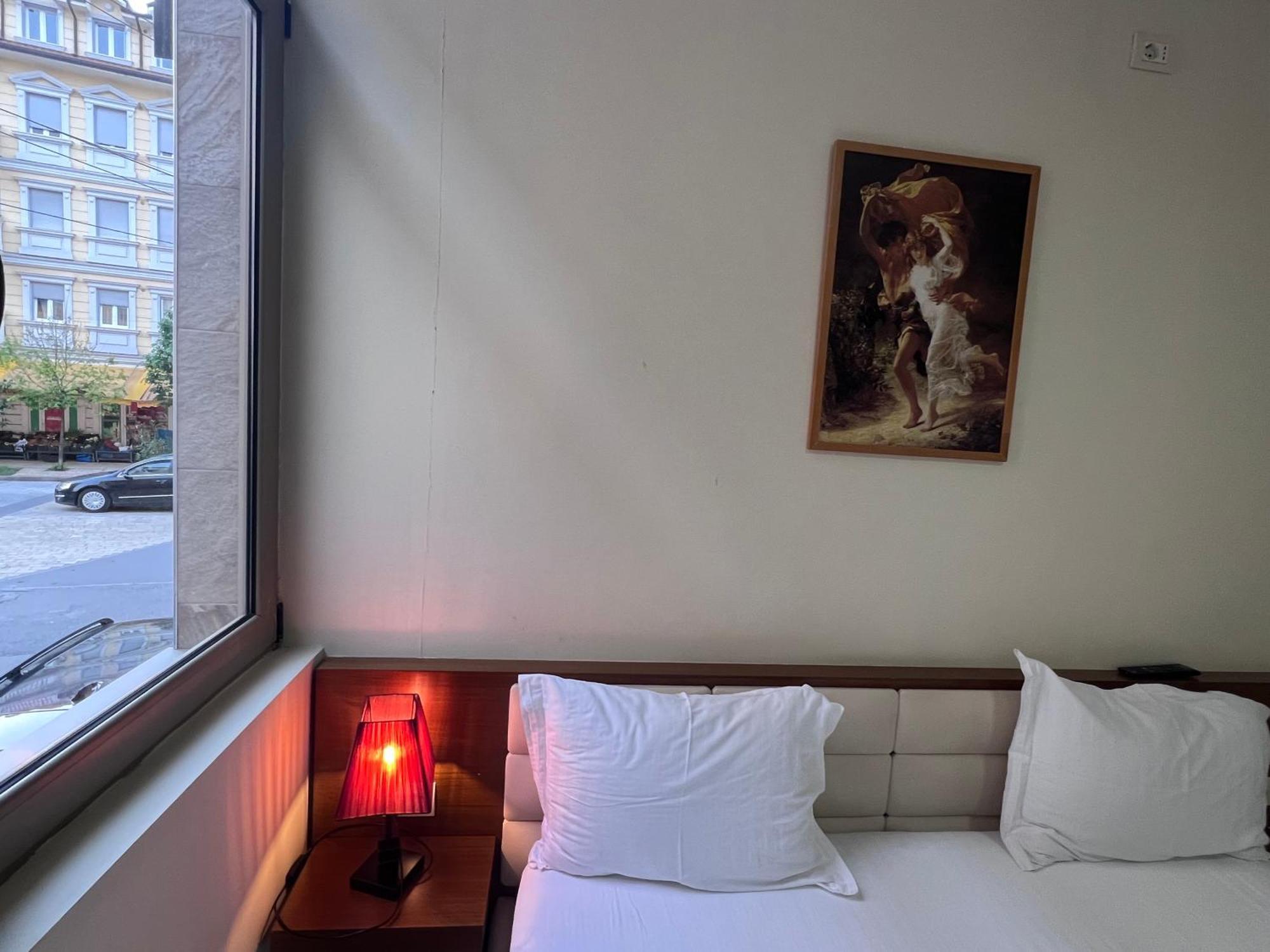 Bobi Hotel Shkoder Luaran gambar