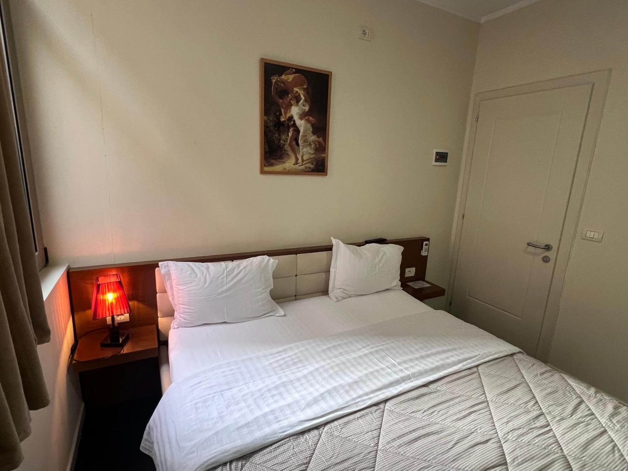 Bobi Hotel Shkoder Luaran gambar