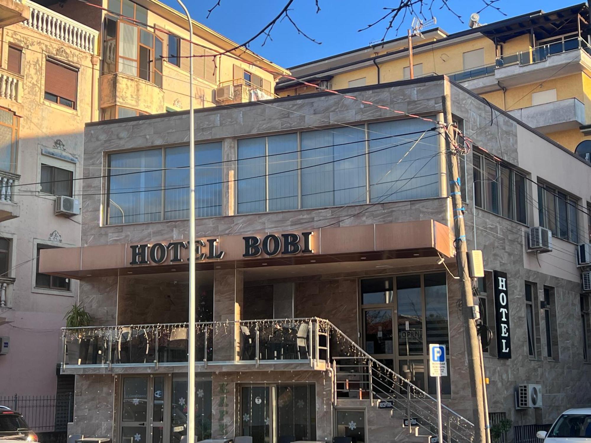 Bobi Hotel Shkoder Luaran gambar